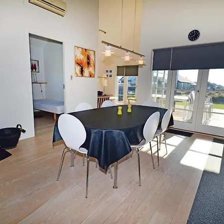 3 Bedroom In Holiday home *